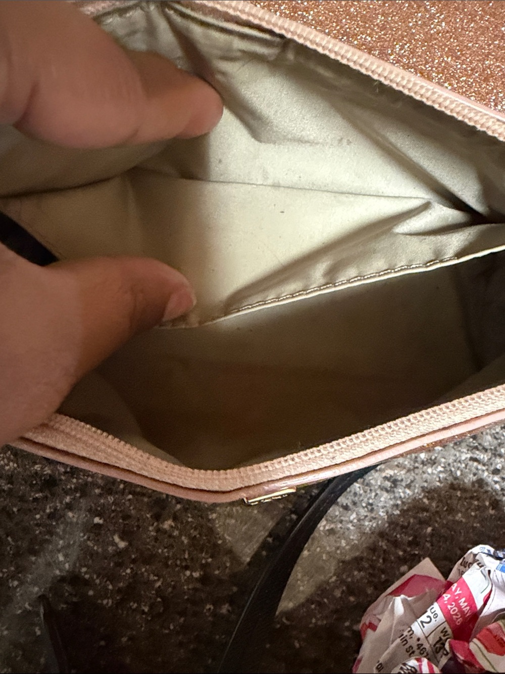 kate spade rose gold coated glitter crossbody and matching pouch - Picture 3 of 11